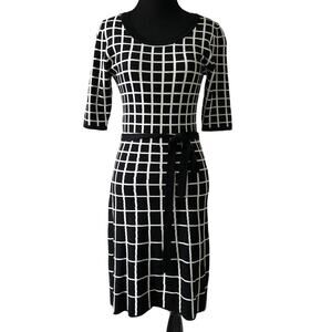 Gabby Skye Black White Geometric Design Sweater Dress 3/4 Sleeve Size Small